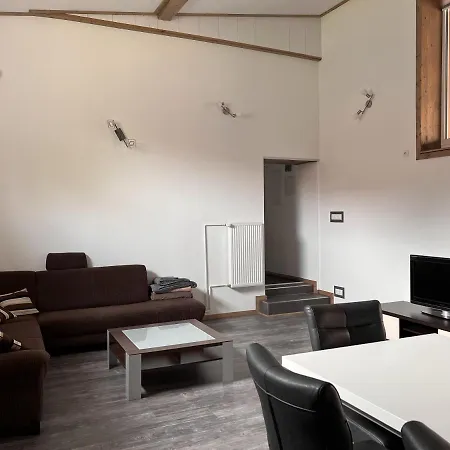 Dill Gadenstedt דירה *